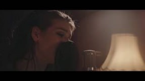 Клип Люся Чеботина - Давайте вспомним всех (feat. Андрей Резников)